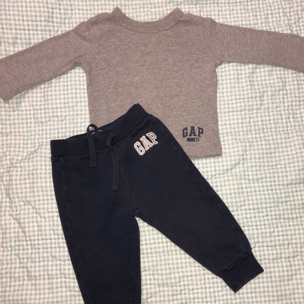 **SOLD** GAP toddler outfit